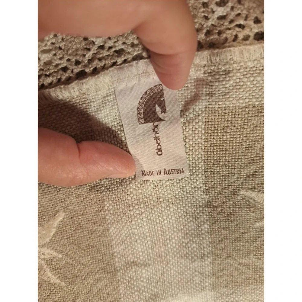 Table Runner 54 In X 14 In Linen Ubelhor Made In Austria edelweiss Flowers Cabin